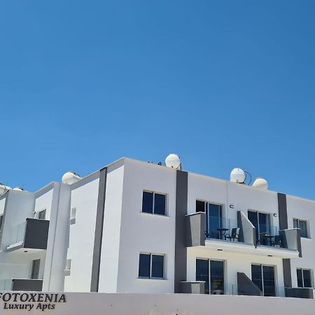 Fotoxenia Luxury Apts Paralimni Eksteriør billede