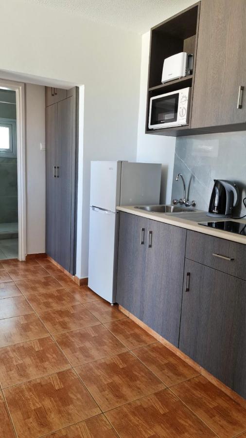 Fotoxenia Luxury Apts Paralimni Eksteriør billede