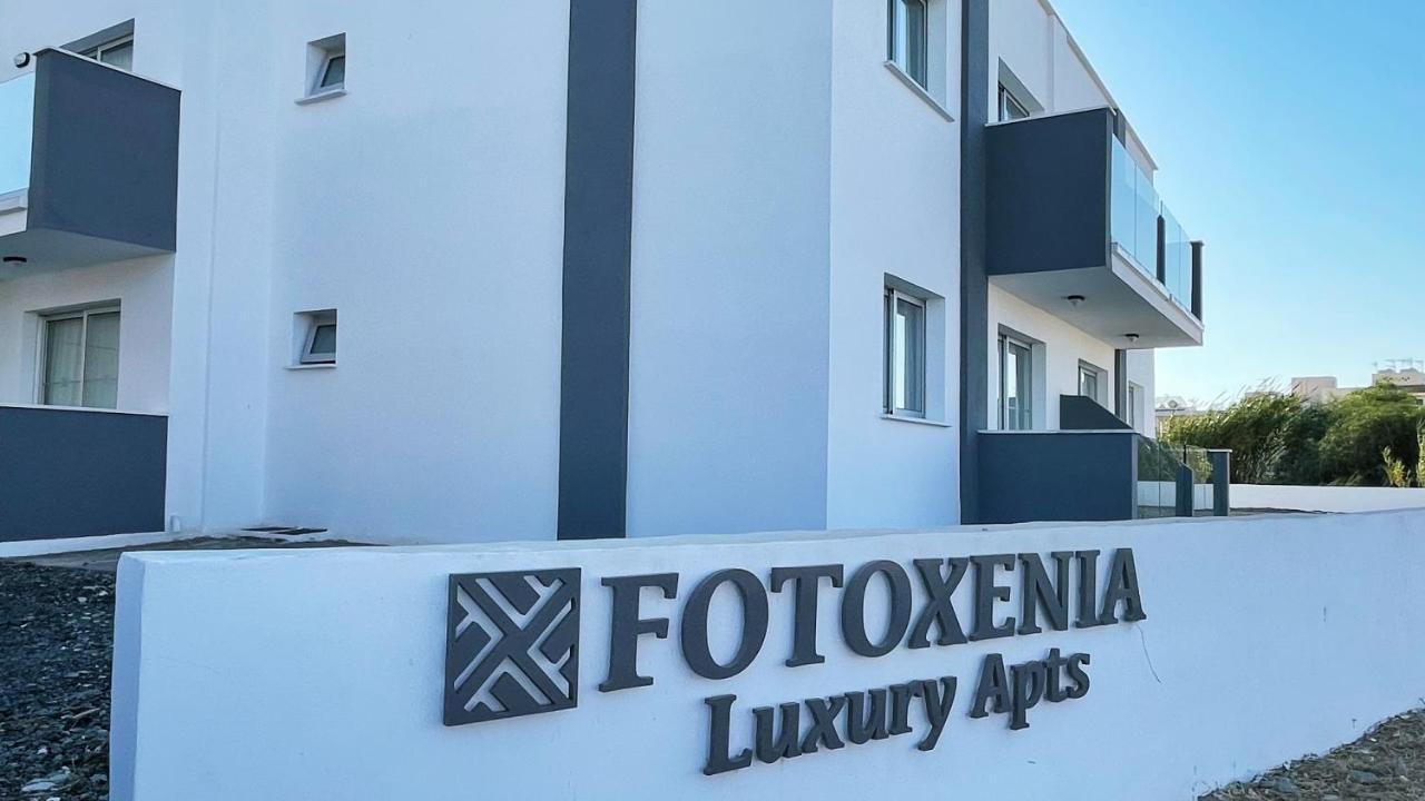 Fotoxenia Luxury Apts Paralimni Eksteriør billede